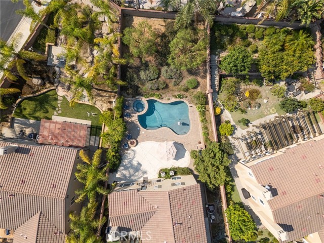 5161 Morning Glory Court, Chino Hills CA: https://media.crmls.org/medias/a8616a60-ddd7-4c94-a31a-8661f1029eaf.jpg