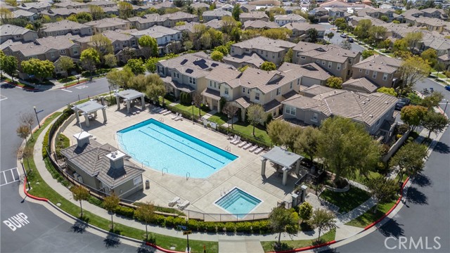 Detail Gallery Image 26 of 38 For 11480 Autumn Glen Ct, Porter Ranch,  CA 91326 - 3 Beds | 3 Baths