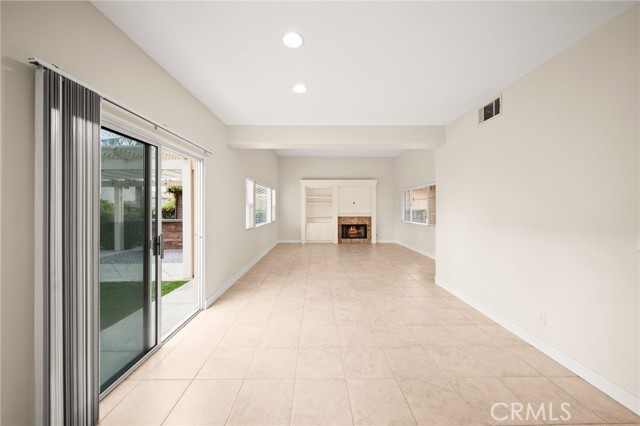 43144 Teramo Street, Temecula CA: https://media.crmls.org/medias/a862d955-3e09-40a1-8149-ffa841c3e552.jpg