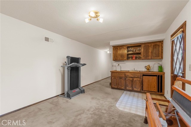 996 Eagle Road, Wrightwood CA: https://media.crmls.org/medias/a86382de-c557-4dd3-8d8c-e4116eb57519.jpg