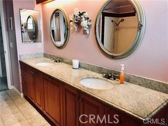 https://media.crmls.org/medias/a863bdd7-37f3-4dd3-9c9c-a0fdefa36cfe.jpg?preset=X-Large