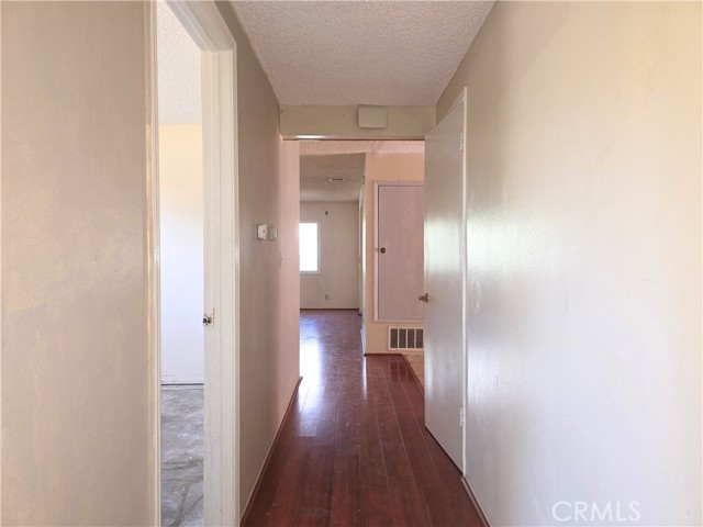 Detail Gallery Image 25 of 33 For 25845 Holly Vista, San Bernardino,  CA 92404 - 3 Beds | 2 Baths