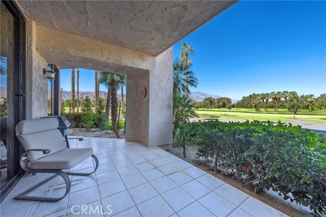 Detail Gallery Image 10 of 47 For 910 Island Drive #112,  Rancho Mirage,  CA 92270 - 2 Beds | 2 Baths