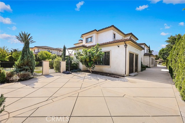 312 W Palm Drive, Arcadia CA: https://media.crmls.org/medias/a8647d0c-486d-4d61-b829-ebdcaf5f5454.jpg
