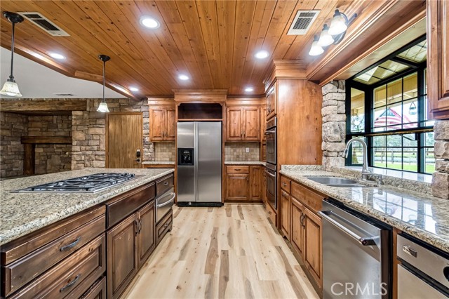 Detail Gallery Image 18 of 61 For 31031 Donald Ave, Madera,  CA 93636 - 3 Beds | 2 Baths