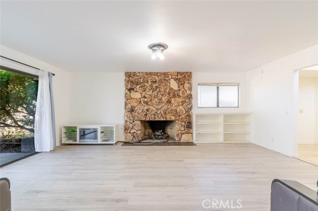 310 Susan Court, Palmdale CA: https://media.crmls.org/medias/a8651f9a-9621-49d6-bee8-7edd7d633fc5.jpg