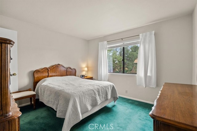 2924 Pennyroyal Dr, Chico CA: https://media.crmls.org/medias/a8653aa8-3e3c-4351-b425-e66c086e273d.jpg