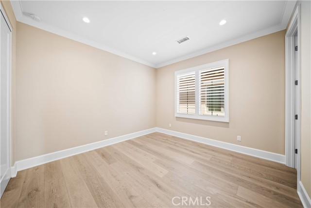 100 Viano, Irvine CA: https://media.crmls.org/medias/a8655d67-5f34-48c3-83aa-84c715d3a740.jpg