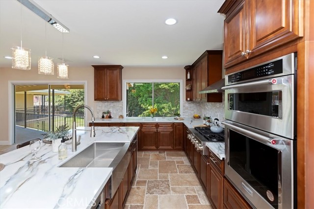 1730 Sunny knoll, Fullerton CA: https://media.crmls.org/medias/a865730a-f418-45d5-b05d-f3625e027d12.jpg