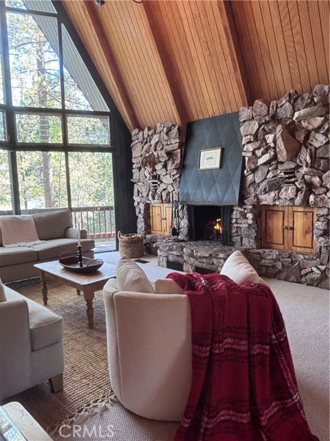 164 Rocky Point Way, Lake Arrowhead, CA 92352