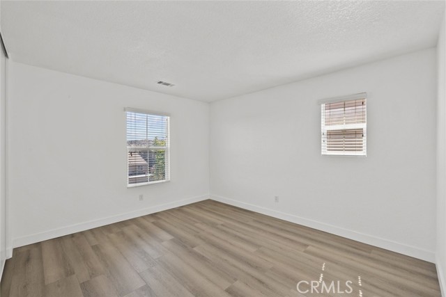 Detail Gallery Image 31 of 41 For 2455 Delicious Ln, Palmdale,  CA 93551 - 4 Beds | 3 Baths