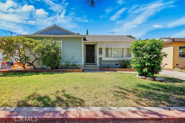 Image 2 for 5049 Barlin Ave, Lakewood, CA 90712