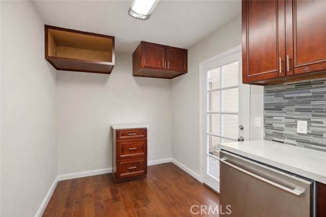 Detail Gallery Image 7 of 30 For 329 N Kathryn, Anaheim,  CA 92801 - 6 Beds | 3/1 Baths