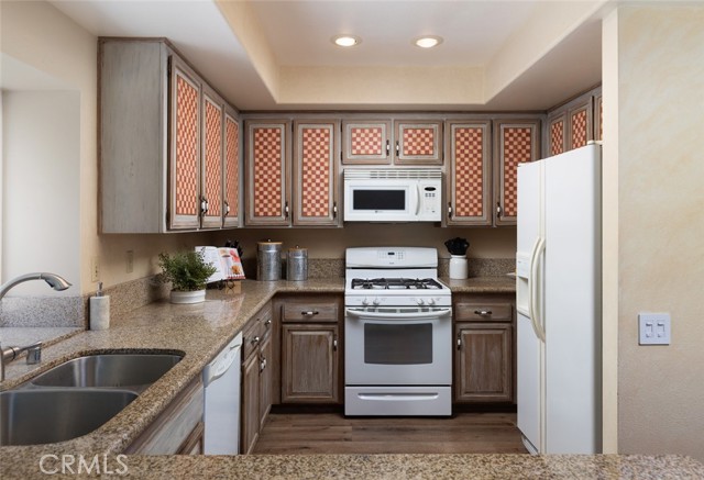 Detail Gallery Image 15 of 57 For 6049 E Mabury Ave, Orange,  CA 92867 - 4 Beds | 2/1 Baths