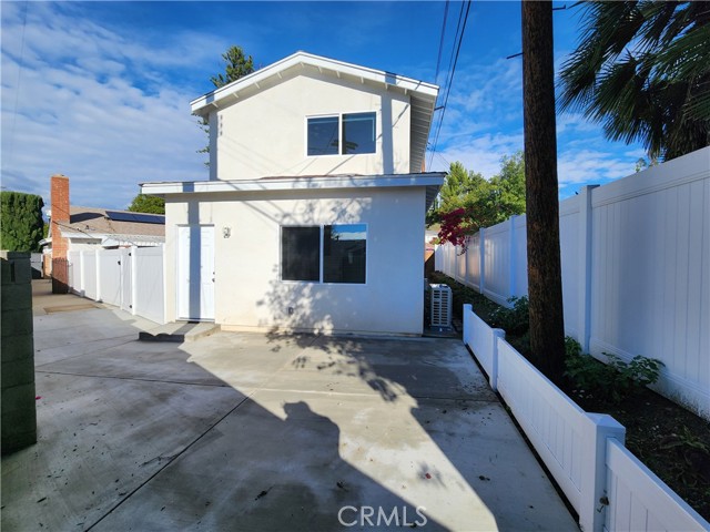 Front Image Thumbnail for CRIG25257201