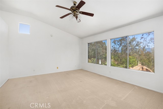 Detail Gallery Image 22 of 39 For 32147 Corte Florecita, Temecula,  CA 92592 - 5 Beds | 3 Baths