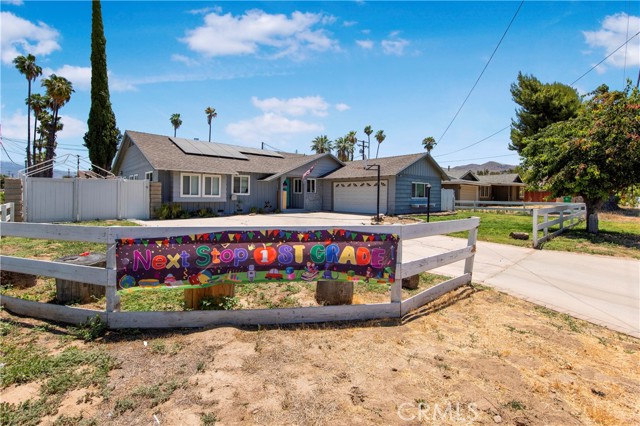 Detail Gallery Image 6 of 36 For 27008 Cornell St, Hemet,  CA 92544 - 3 Beds | 2 Baths