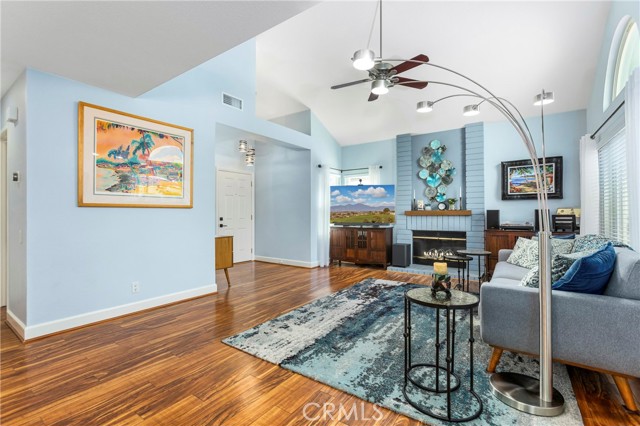 Detail Gallery Image 14 of 27 For 28761 Vista Saddleback, Lake Forest,  CA 92679 - 3 Beds | 2/1 Baths