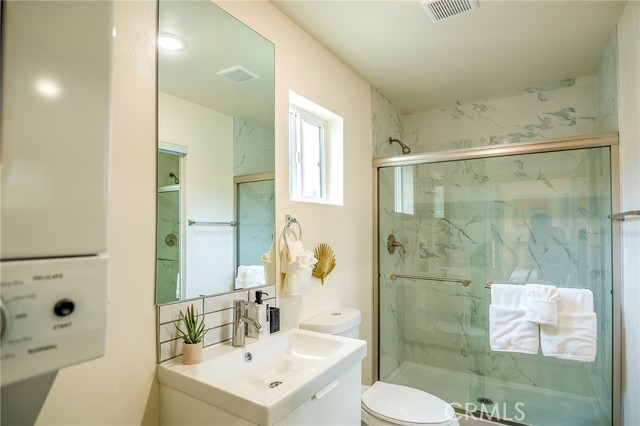 348 & 350 27th Street, San Diego CA: https://media.crmls.org/medias/a86a9556-86fa-4163-a2f6-94adc2a2db3b.jpg