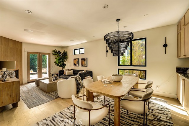 Detail Gallery Image 18 of 42 For 636 Bay, Santa Monica,  CA 90405 - 3 Beds | 3 Baths