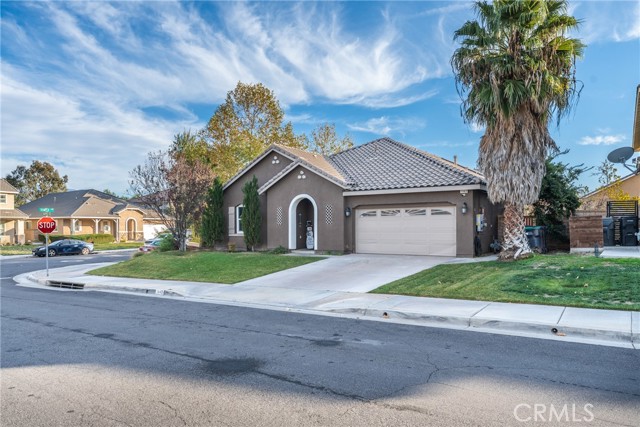 Detail Gallery Image 2 of 43 For 1449 Underhill Ct, Beaumont,  CA 92223 - 4 Beds | 3/1 Baths