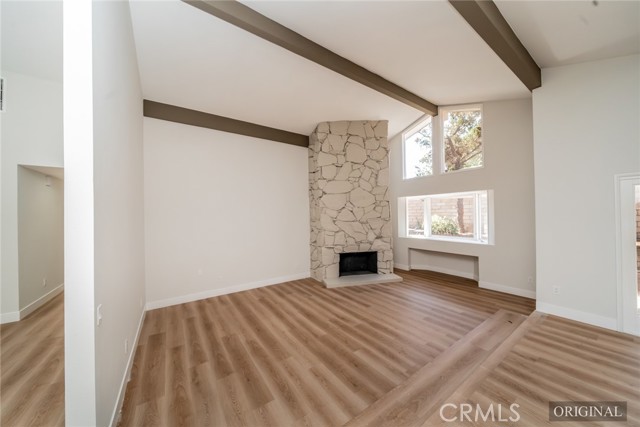 Detail Gallery Image 8 of 46 For 10524 58th St, Jurupa Valley,  CA 91752 - 5 Beds | 3/1 Baths