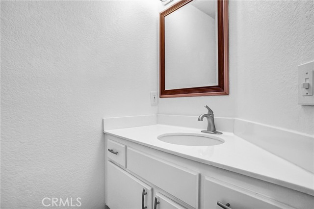 624 Indian Oak, 106 photo 11