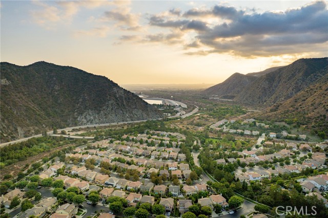 27 Silver Forest Court, Azusa CA: https://media.crmls.org/medias/a86b7369-f844-4da8-a31d-933d8c477ded.jpg