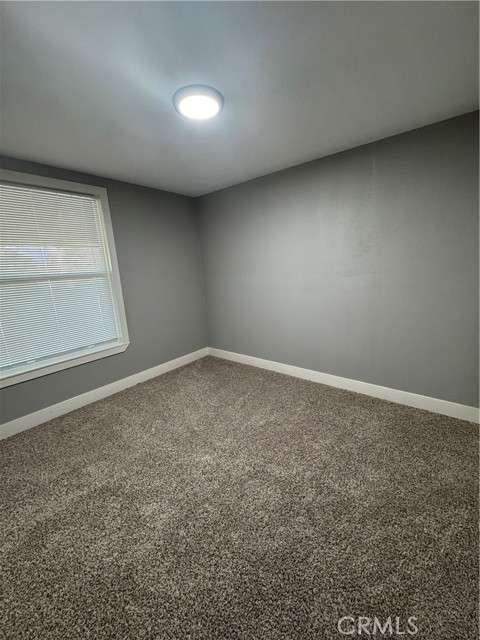 Detail Gallery Image 9 of 23 For 428 N Clark St, Fresno,  CA 93701 - 3 Beds | 1 Baths