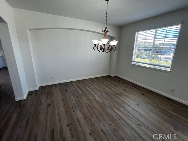 Detail Gallery Image 9 of 10 For 11268 Price, Loma Linda,  CA 92354 - 6 Beds | 3/1 Baths