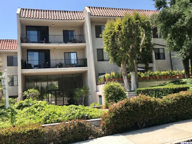 1401 Valley view Road 326 Glendale, California Gorgeously remodeled third-floor unit, spacious single level condominium features a large living / dining area, 2 large bedrooms with lots of closet space. Living room with fire place and recessed lighting leads to a large balcony with spectacular city view located in the back of the building away from the street. Bright kitchen with beautiful granite counter tops, plenty of cabinets and stainless steel appliances with a Microwave oven, (Refrigerator included, no warranty). Laminated floors throughout, Central Air & Heat, trash shoot, Elevator is10 steps away from the unit and your parking spots. Complex amenities include community Laundry rooms on every floor large heated pool, Gym, Sauna, and spacious Recreation Room with full kitchen, perfect for hosting large parties. Minutes away from groceries, cafes, shopping & transportations.