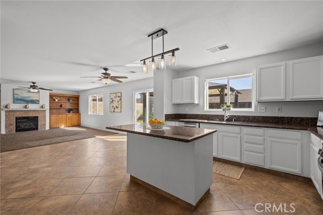 Detail Gallery Image 24 of 48 For 12303 Midtowne Dr, Bakersfield,  CA 93312 - 5 Beds | 2/1 Baths