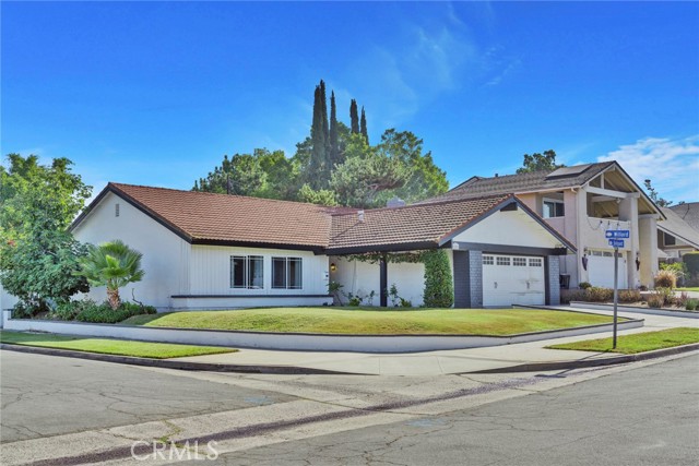 Detail Gallery Image 4 of 30 For 22882 Belquest Dr, Lake Forest,  CA 92630 - 3 Beds | 2 Baths