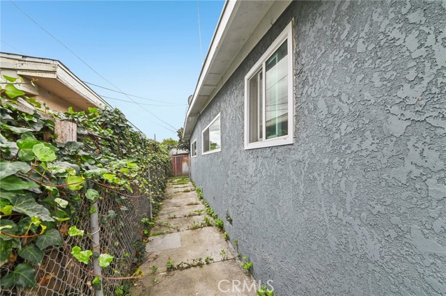 Detail Gallery Image 23 of 39 For 1145 Milton St, Torrance,  CA 90502 - 2 Beds | 1 Baths