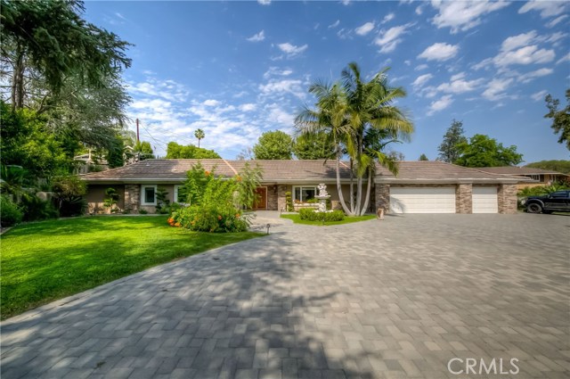 301 E Hermosa Dr, Fullerton, CA 92835