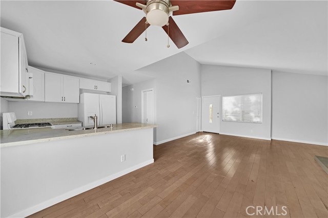 27551 Brookside Lane, San Juan Capistrano CA: https://media.crmls.org/medias/a86f4191-14f9-4f87-8b75-4e0e65459f0e.jpg