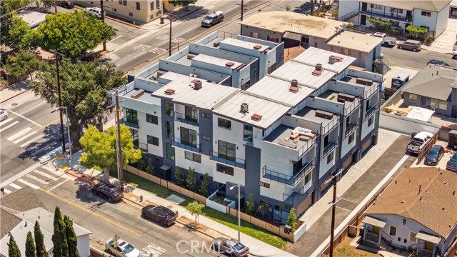 Detail Gallery Image 48 of 50 For 6050 E Burwood Ave, Los Angeles,  CA 90042 - 4 Beds | 4/1 Baths