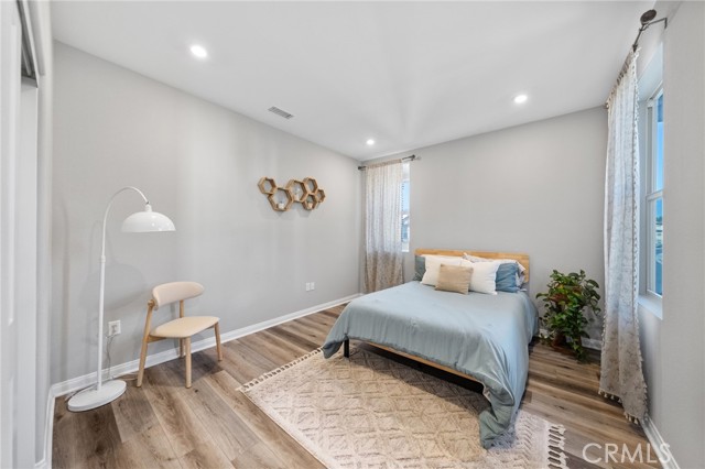 Detail Gallery Image 27 of 51 For 1704 Laurelwood, Oceanside,  CA 92056 - 3 Beds | 2/1 Baths