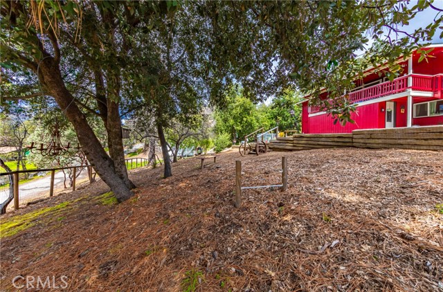 Detail Gallery Image 16 of 57 For 43071 Country Club Dr, Oakhurst,  CA 93644 - 4 Beds | 2/1 Baths