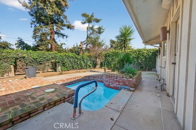 Detail Gallery Image 49 of 74 For 5867 E Club View, Fresno,  CA 93727 - 4 Beds | 2/1 Baths