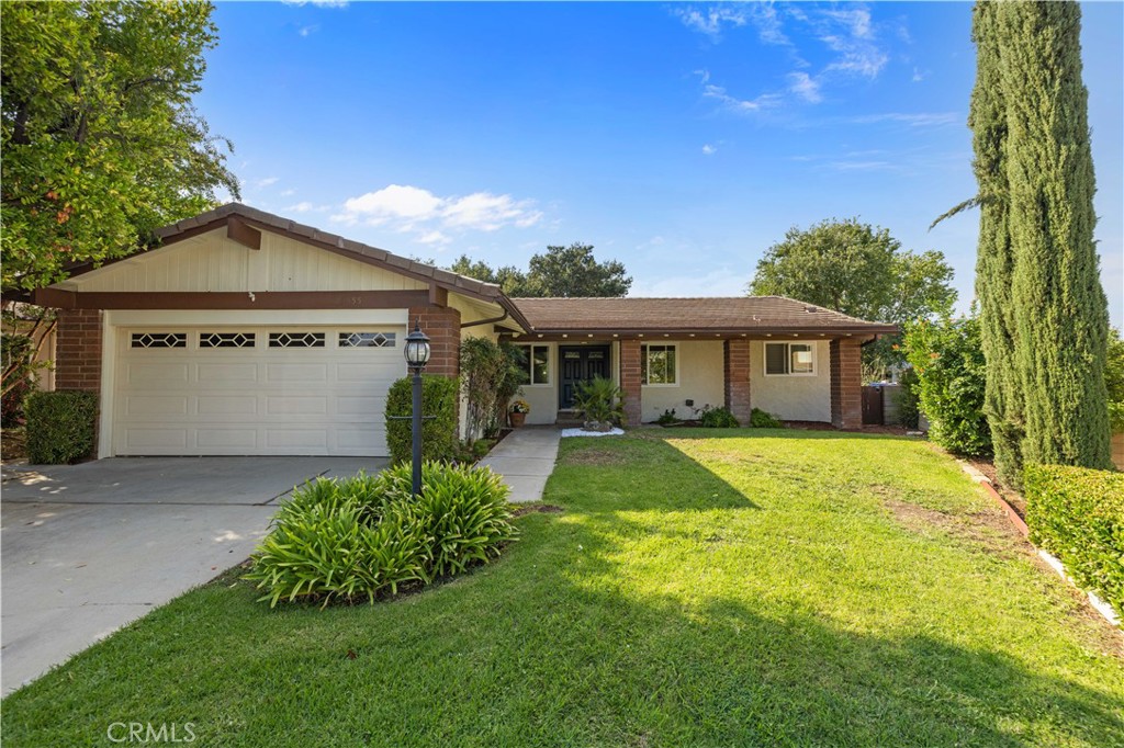 23555 Lloyd Houghton Place