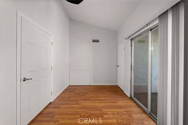 Image 23 of 40 For 18865 Nandina Avenue