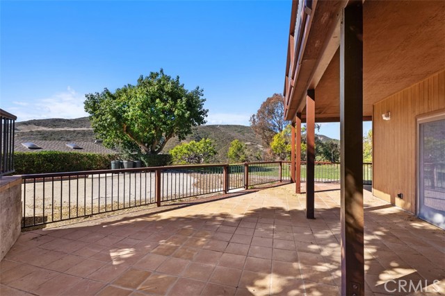 Detail Gallery Image 37 of 49 For 4 Castle Rock Way, Laguna Beach,  CA 92651 - 5 Beds | 4/1 Baths