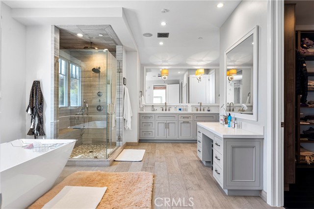 Detail Gallery Image 29 of 45 For 4151 Greenbush Ave, Sherman Oaks,  CA 91423 - 5 Beds | 6 Baths