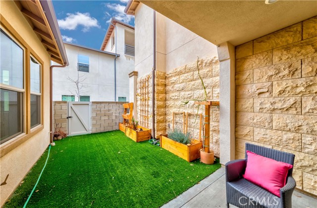 Detail Gallery Image 30 of 38 For 191 Frame, Irvine,  CA 92618 - 3 Beds | 2 Baths