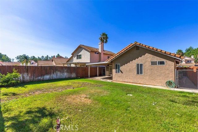 24646 Leafwood Drive, Murrieta CA: https://media.crmls.org/medias/a87512db-b381-4b2a-accf-cfaeea006ce6.jpg