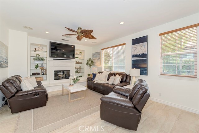 Detail Gallery Image 22 of 41 For 20 Cousteau Ln, Ladera Ranch,  CA 92694 - 3 Beds | 2/1 Baths