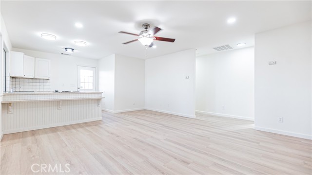 Detail Gallery Image 28 of 49 For 9515 Juniper, Apple Valley,  CA 92308 - 6 Beds | 4/1 Baths