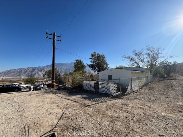 60975 Oleander Street, Whitewater CA: https://media.crmls.org/medias/a8773033-bba3-40ec-a71c-6f769a2f3d35.jpg
