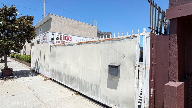  Commercial for Sale in Hawthorne, California